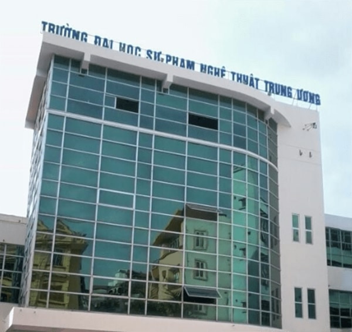 lam bang dai hoc my thuat3