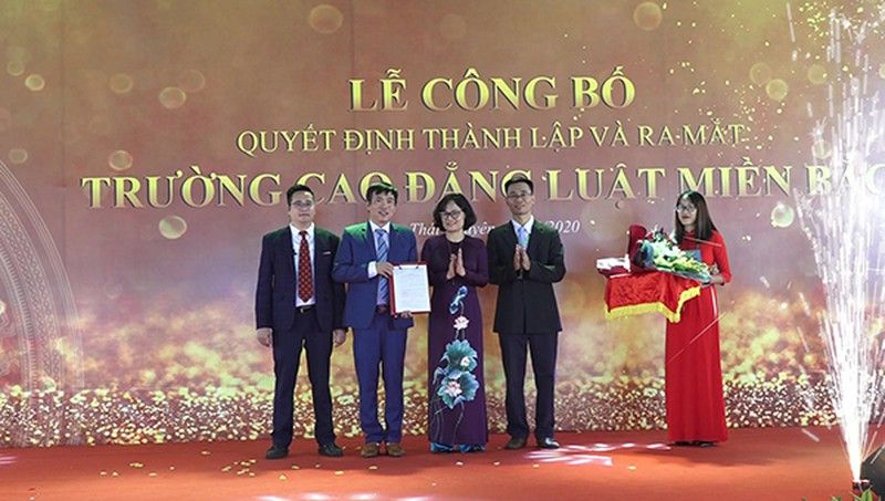 Làm Bằng Cao Đẳng Luật Hình Sự Và Những Điều Cần Biết
