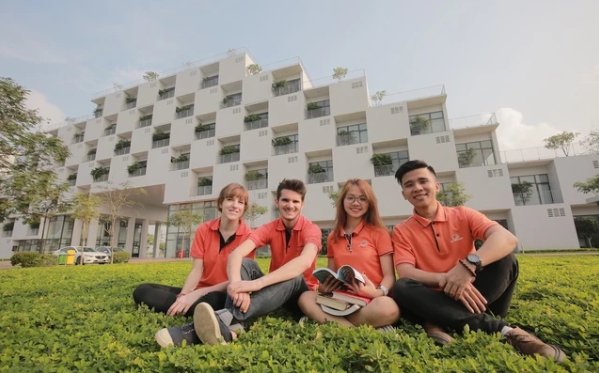 Trường Đại học FPT