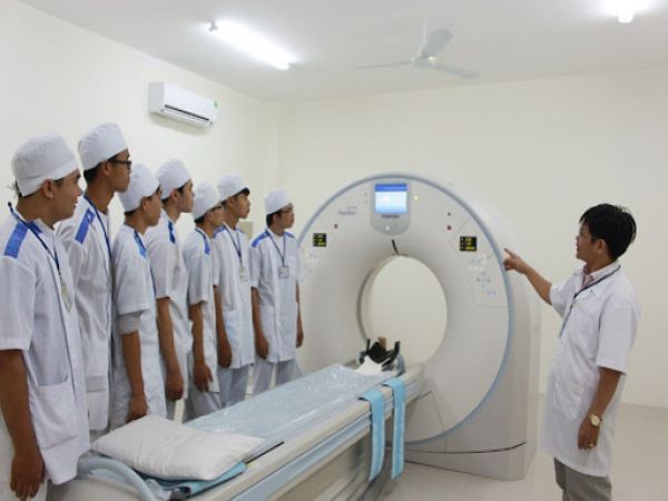 Chương trình đào tạo ngành kỹ thuật hình ảnh y học