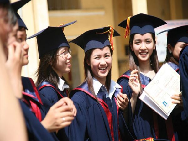 Bằng Tốt Nghiệp Cao Đẳng Được Gọi Là Gì? Xin Việc Có Dễ?