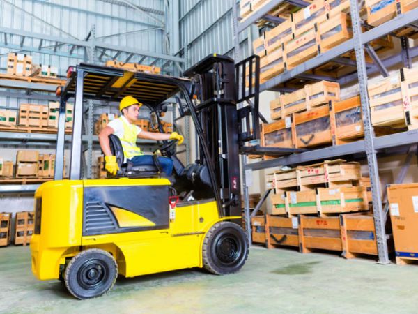 Làm Chứng Chỉ Xe Nâng Giá Rẻ Tại Làm Bằng Toàn Quốc