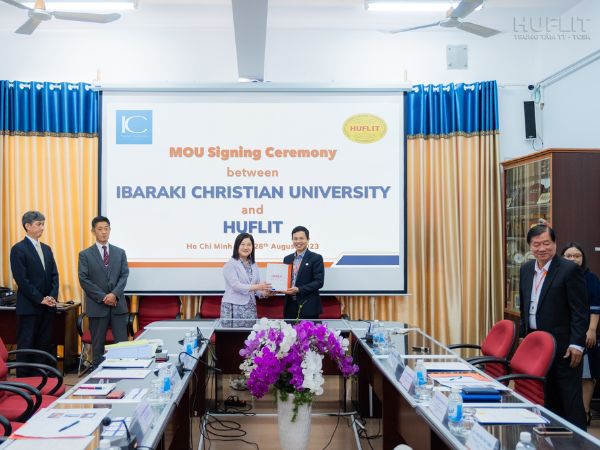 Bằng Đại Học HUFLIT Có Giá Trị Không? Cùng Tìm Hiểu Nhé