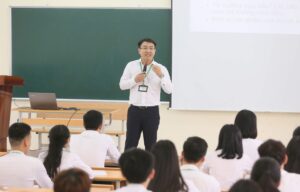 Bằng Đại Học Khoa Học Tự Nhiên Có Giá Trị Không?