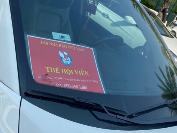 Làm Phù Hiệu Giả Đúng Chuẩn Thông Tư 12 Của Bộ GTVT